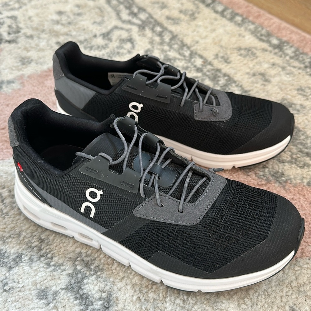 On Running Women’s Cloudrift Black Sneakers